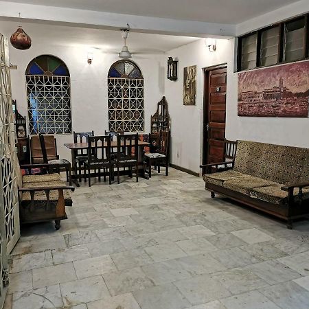 Crown Hotel Zanzibar Luaran gambar
