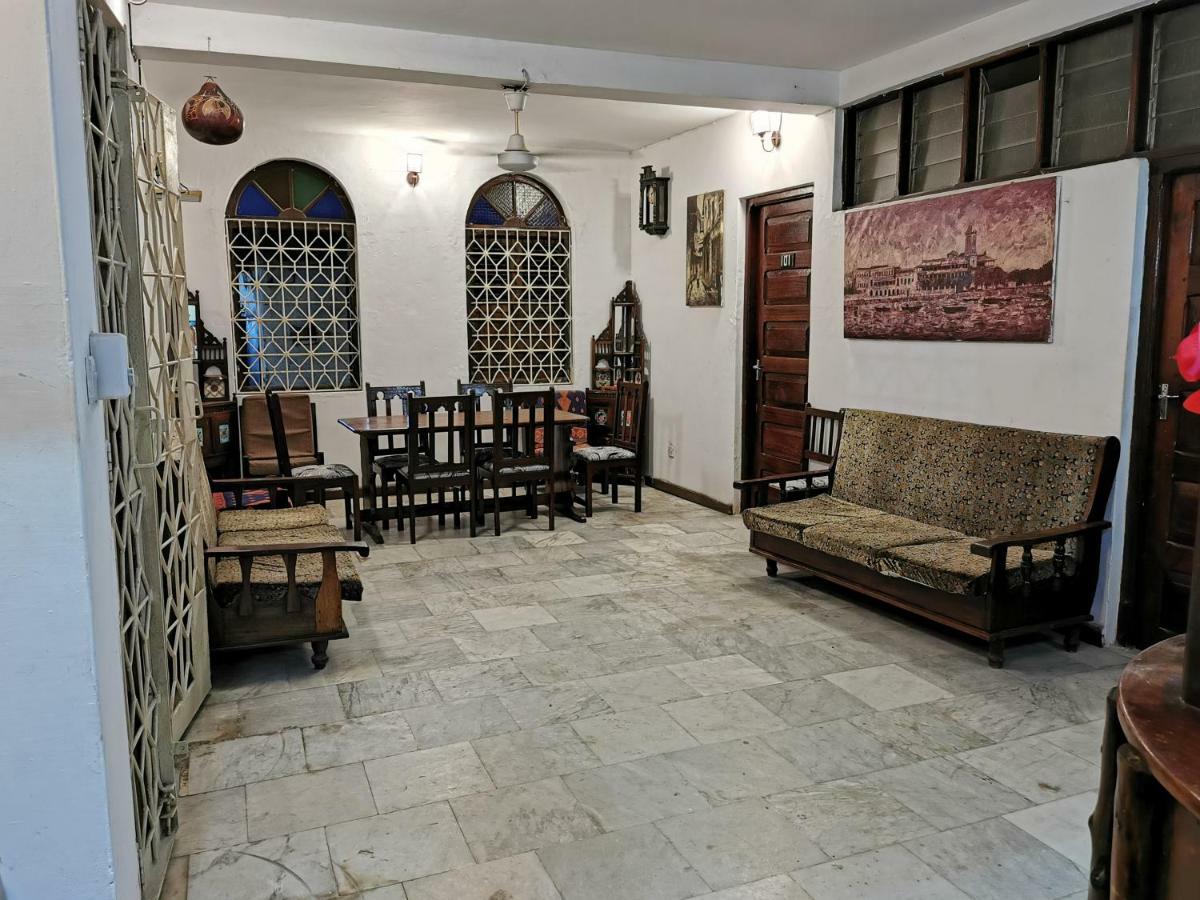 Crown Hotel Zanzibar Luaran gambar