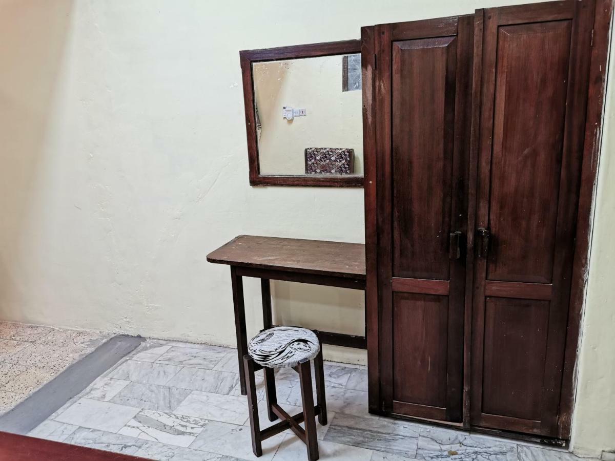 Crown Hotel Zanzibar Luaran gambar