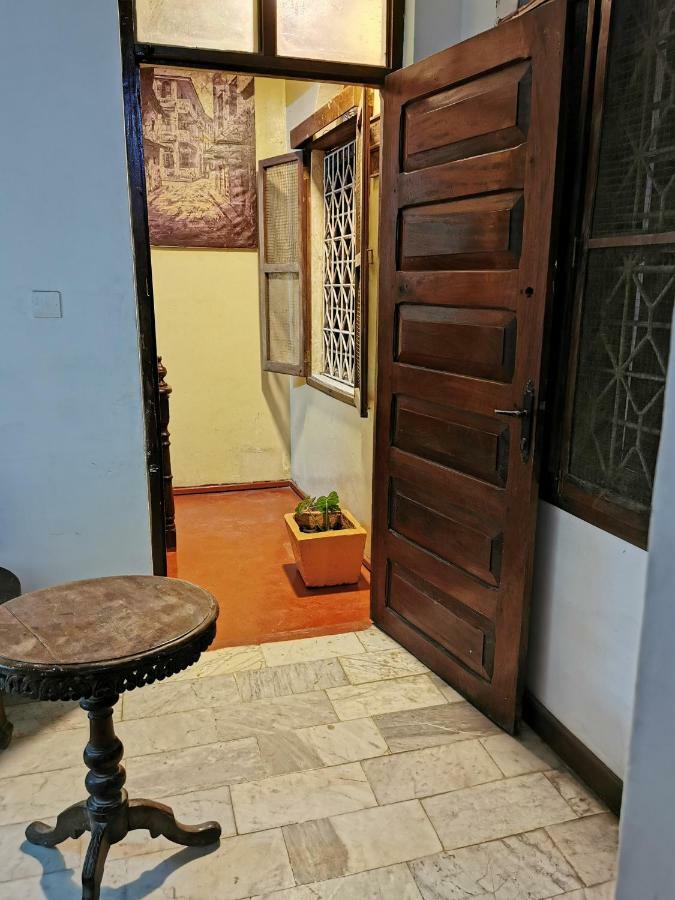 Crown Hotel Zanzibar Luaran gambar