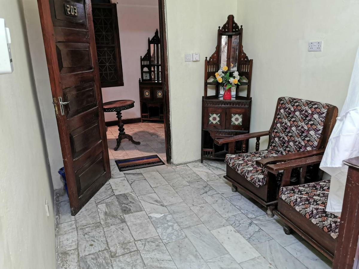 Crown Hotel Zanzibar Luaran gambar
